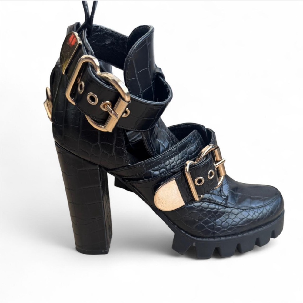 Black Croc-Embossed Platform Buckle Ankle Booties